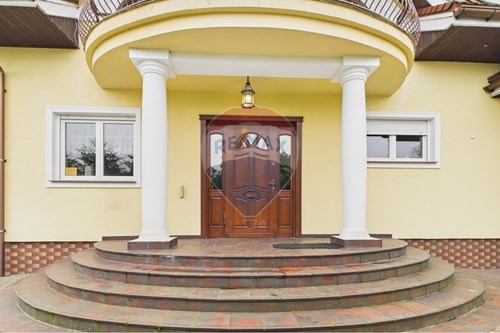 Sprzedaż-Willa-Stara Biała  -  Stara Biała, Polska-810051049-7