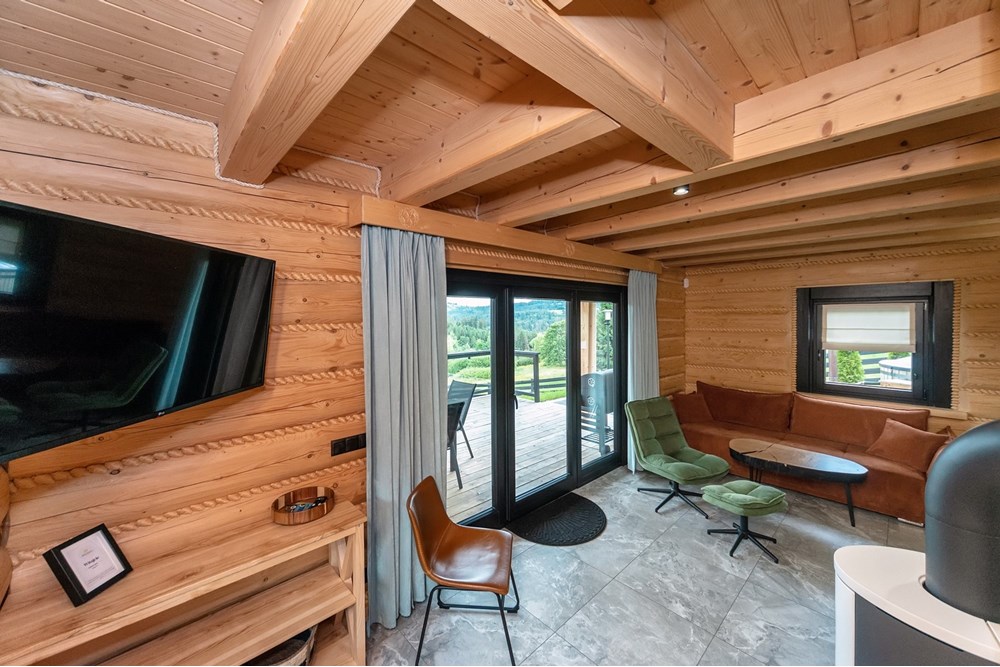 Biznes - Sprzedaż - Istebna, Polska - MIODM_032M.jpg - 800061093-116