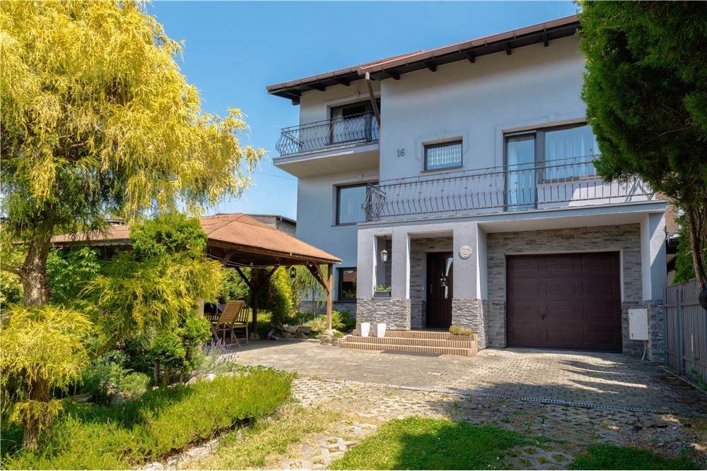 Dom w zabudowie szeregowej - Sprzedaż - Żywiec, Polska - 27 - 800061126-18