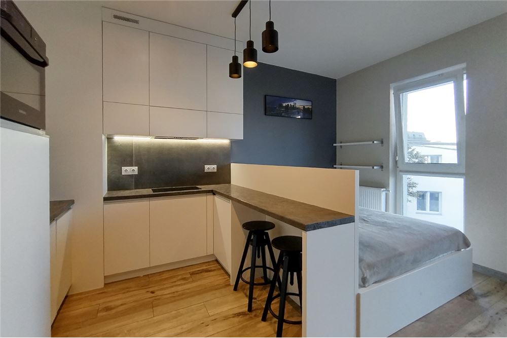 Mieszkanie - Sprzedaż - Łódź, Polska - 2 - 470191039-141