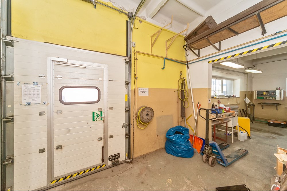 Nieruchomość przemysłowa - Sprzedaż - Bielsko-Biała, Polska - ZIBI_031D.jpg - 800061127-28