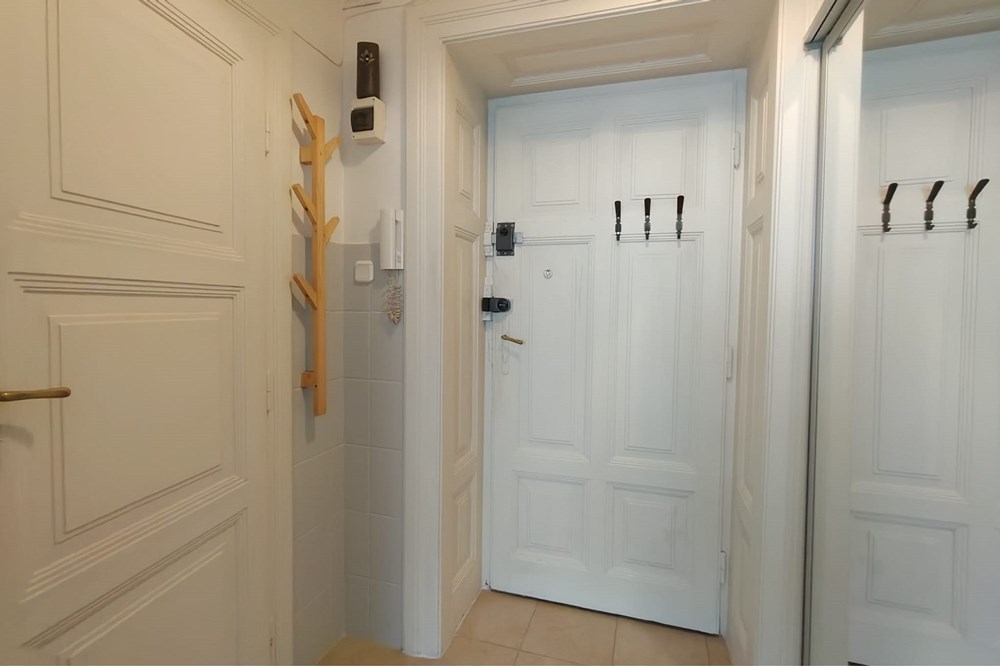 Kawalerka - Sprzedaż - Kraków, Polska - Zdjęcie WhatsApp 2025-07-16 o 13.32.05_0b5fa224.jpg - 800241006-64