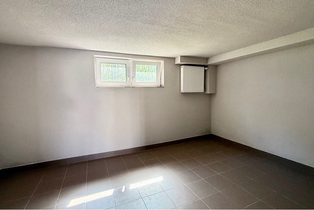 Dom wolnostojący - Sprzedaż - Jaworze, Polska - IMG_8491.jpg - 470131040-415