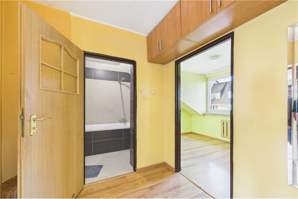 Mieszkanie - Sprzedaż - Nowy Targ, Polska - 18 - 800091040-95