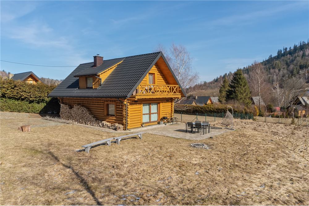 Dom wolnostojący - Sprzedaż - Rycerka Górna, Polska - 1 - 800061076-405