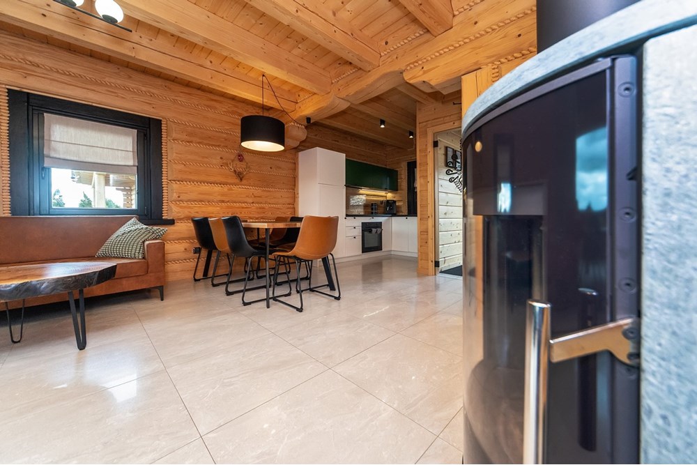 Biznes - Sprzedaż - Istebna, Polska - MIODM_042M.jpg - 800061093-116