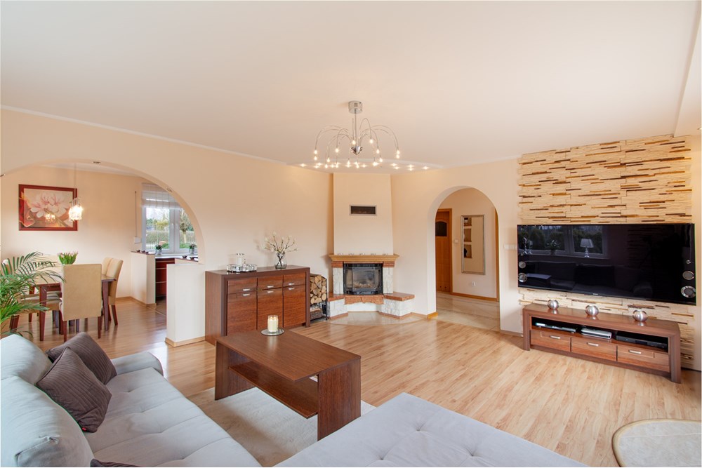 Dom wolnostojący - Sprzedaż - Kołobrzeg, Polska - DSC_0052.jpg - 790221005-45