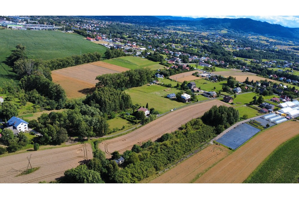 Działka budowlana - Sprzedaż - Andrychów, Polska - dji_fly_20250723_155632_215_1753279039420_photo_optimized.JPG - 800061130-23