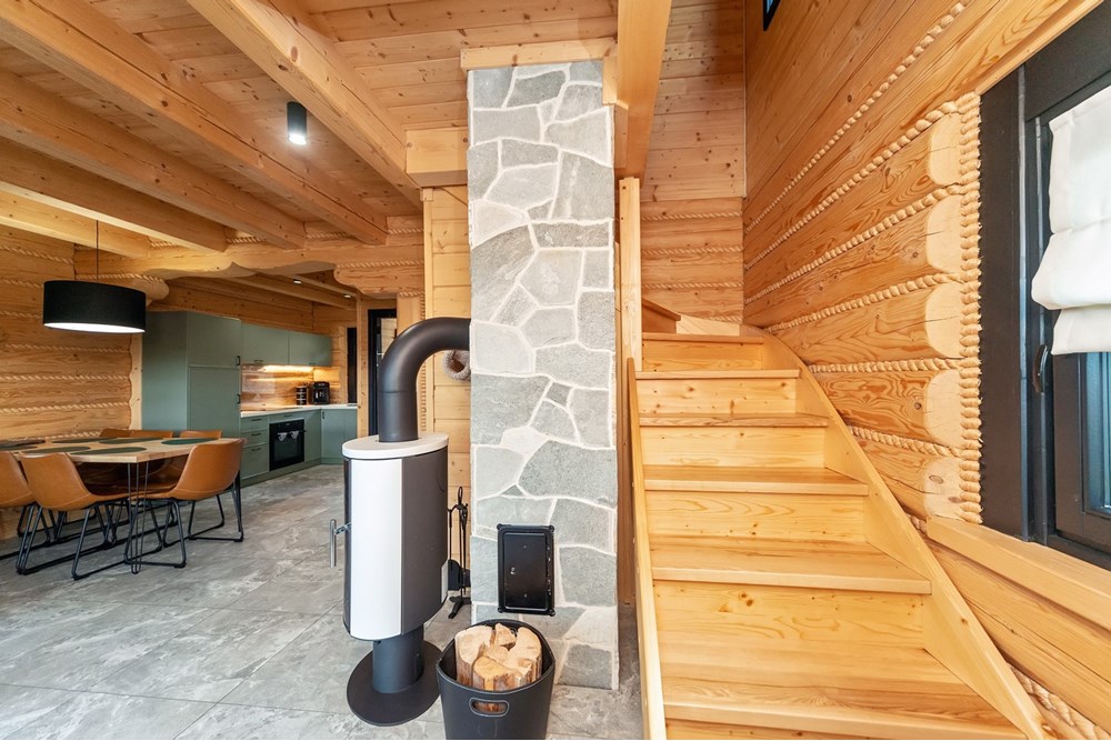 Biznes - Sprzedaż - Istebna, Polska - MIODM_033M.jpg - 800061093-116