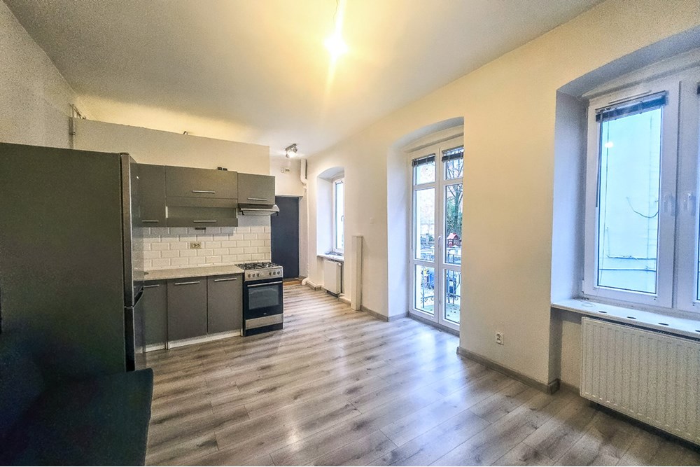 Mieszkanie - Sprzedaż - Łódź, Polska - Mieszkanie-na-sprzedaz-Lodz-4.jpg - 470191039-146