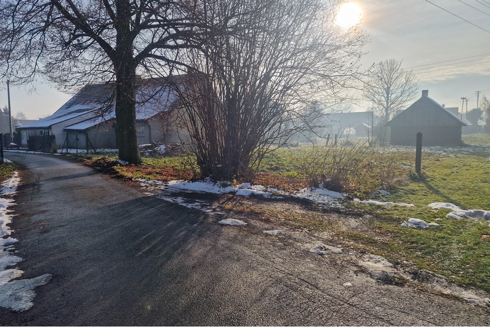 Działka budowlana - Sprzedaż - Rybarzowice, Polska - 20251204_105052.jpg - 800061028-548