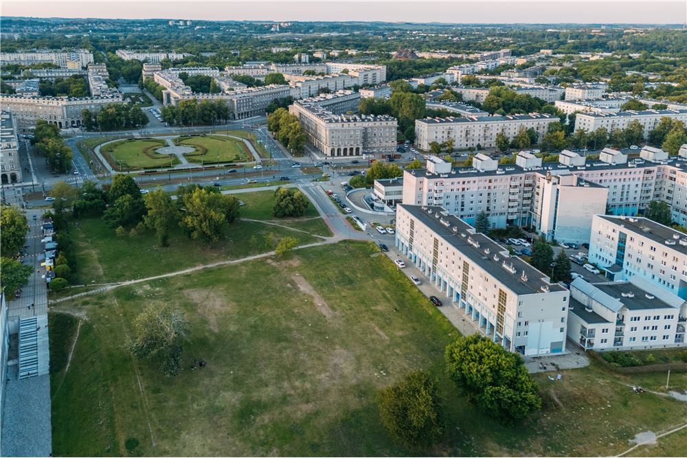 Lokal handlowy/usługowy - Sprzedaż - Kraków, Polska - 24 - 800241005-209