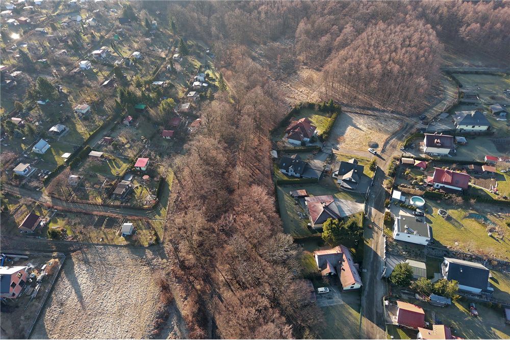 Działka budowlana - Sprzedaż - Bielsko-Biała, Polska - 64 - 800061076-406