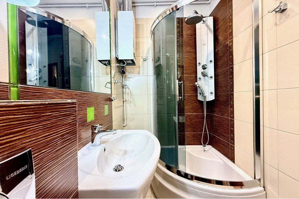 Mieszkanie - Sprzedaż - Bielsko-Biała, Polska - 11.jpeg - 470131040-440