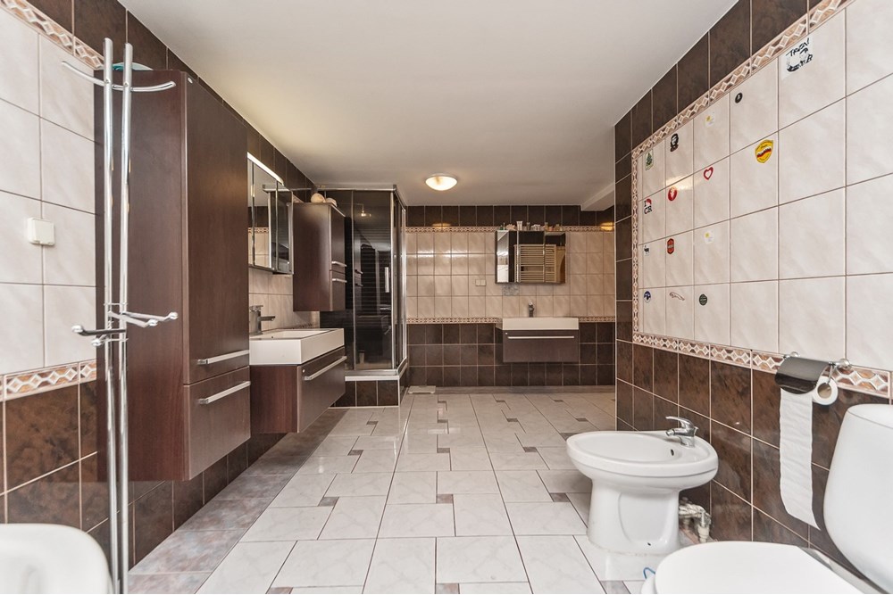 Dom wolnostojący - Sprzedaż - Jaworze, Polska - 29 (2).jpg - 470131026-156