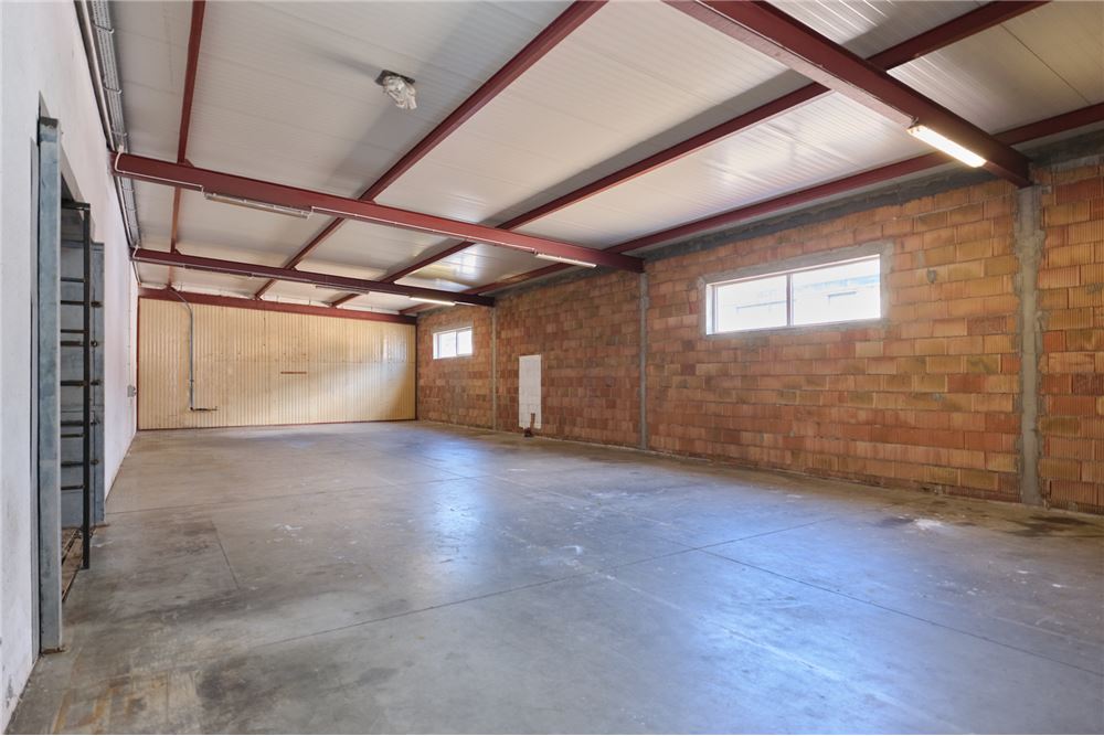 Nieruchomość przemysłowa - Sprzedaż - Bielsko-Biała, Polska - 26 - 800061016-1251