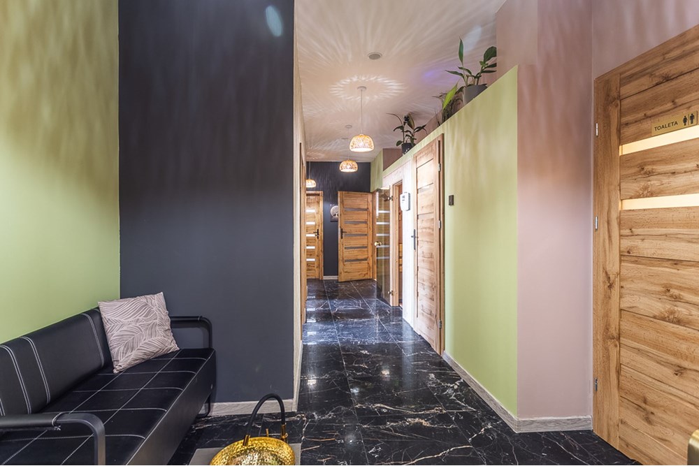 Lokal handlowy/usługowy - Sprzedaż - Łódź, Polska - Lokal-SPA-z-wyposazeniem-na-sprzedaz-Lodz-16.jpg - 470191039-136