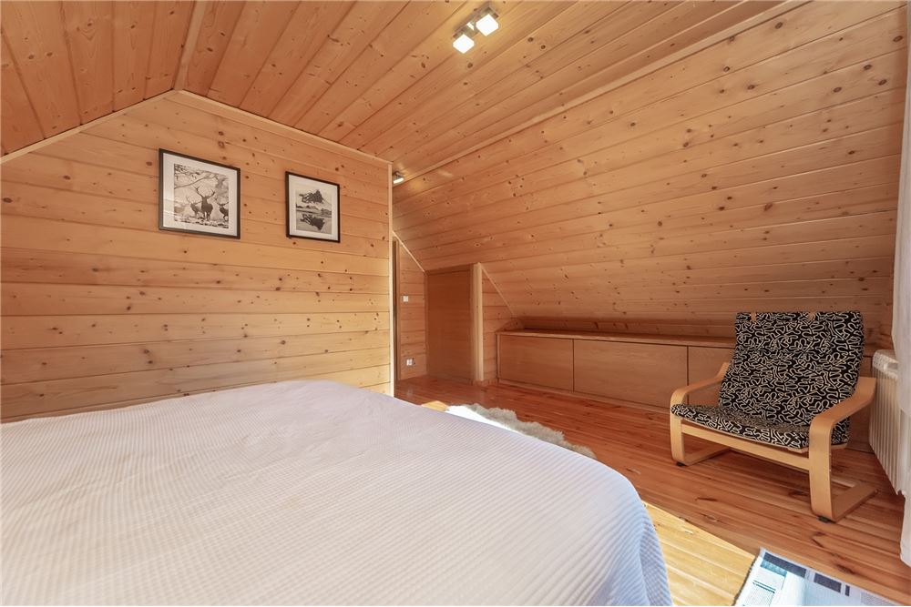 Dom wolnostojący - Sprzedaż - Rycerka Górna, Polska - 56 - 800061076-405