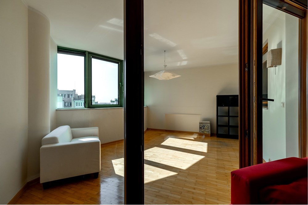 Mieszkanie - Wynajem - Warszawa, Polska - 5_5_24199720_raw.jpg - 810131039-192