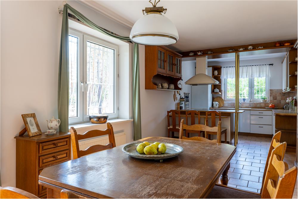 Dom wolnostojący - Sprzedaż - Józefów, Polska - 79 - 810251028-66