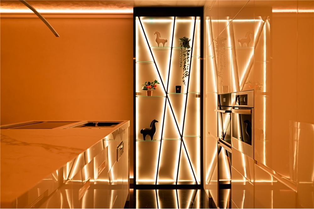 Mieszkanie - Sprzedaż - Warszawa, Polska - 20 - 810251007-89