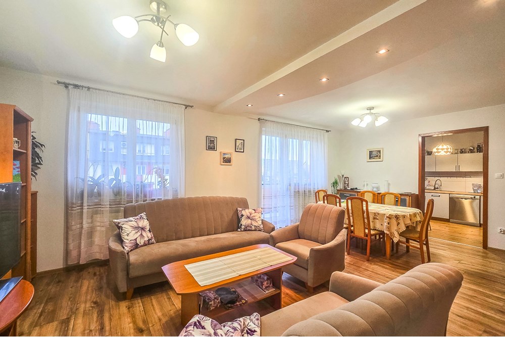 Mieszkanie - Sprzedaż - Łódź, Polska - Mieszkanie-na-sprzedaz-Lodz-10.jpg - 470191039-145