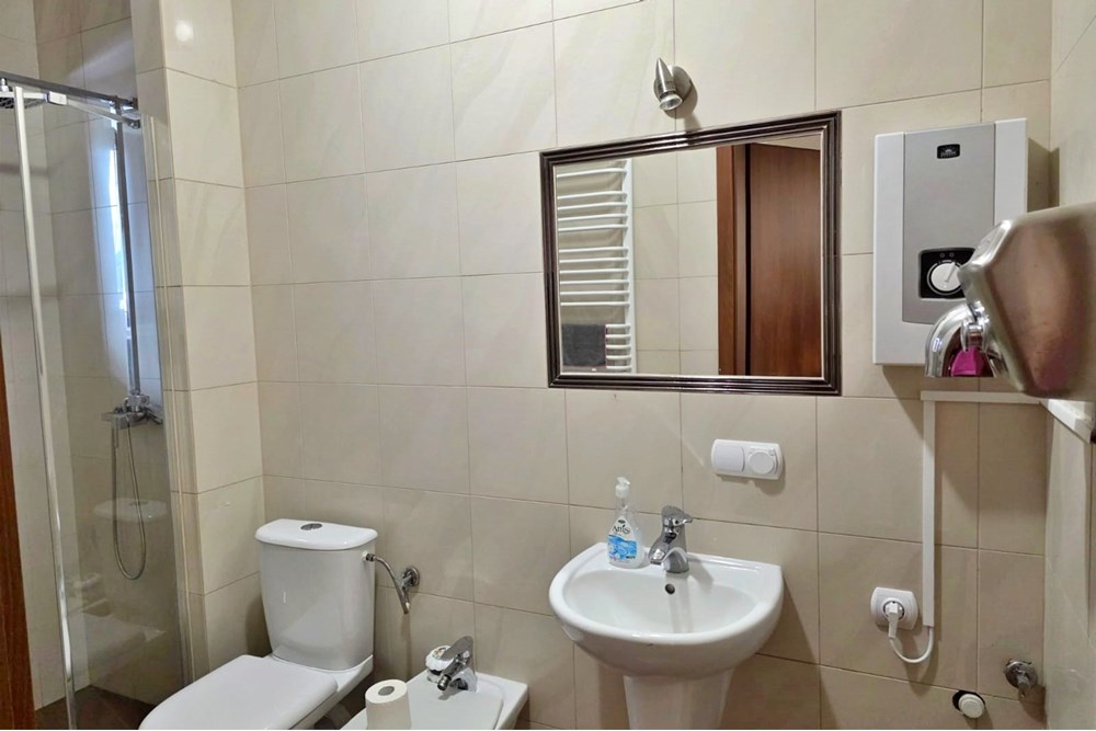 Lokal handlowy/usługowy - Wynajem - Bielsko-Biała, Polska - 18.jpg - 800061016-1295