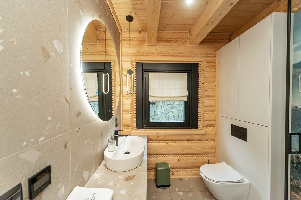 Biznes - Sprzedaż - Istebna, Polska - MIODM_007M.jpg - 800061093-116