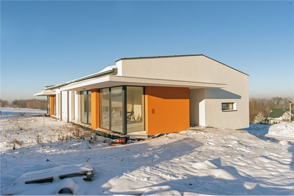 Dom jednorodzinny - Sprzedaż - Bielsko-Biała, Polska - 61 - 800061076-456