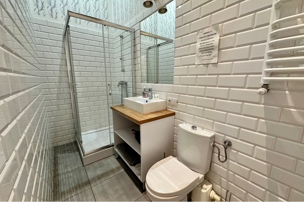 Mieszkanie - Sprzedaż - Bielsko-Biała, Polska - IMG_0306.jpeg - 800061098-179