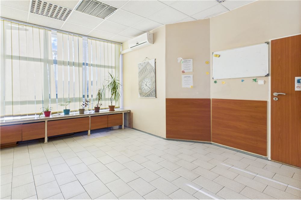 Lokal handlowy/usługowy - Sprzedaż - Kraków, Polska - 8 - 800241005-209