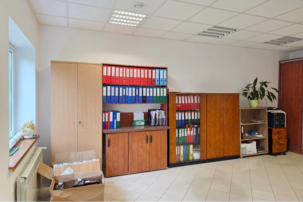 Lokal handlowy/usługowy - Wynajem - Bielsko-Biała, Polska - 6.jpg - 800061016-1295