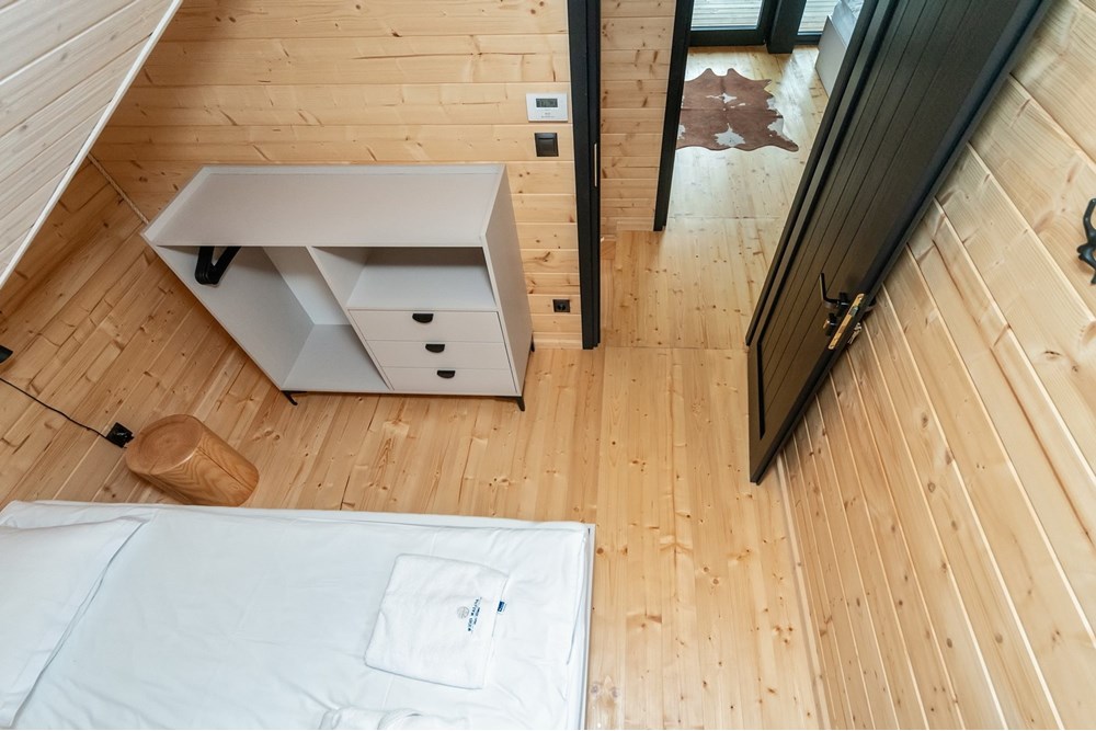 Biznes - Sprzedaż - Istebna, Polska - MIODM_029M.jpg - 800061093-116