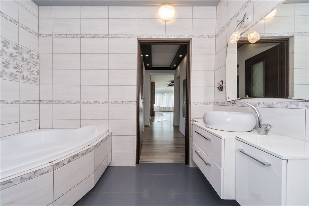 Dom wolnostojący - Sprzedaż - Rajsko, Polska - 39 - 800061076-429