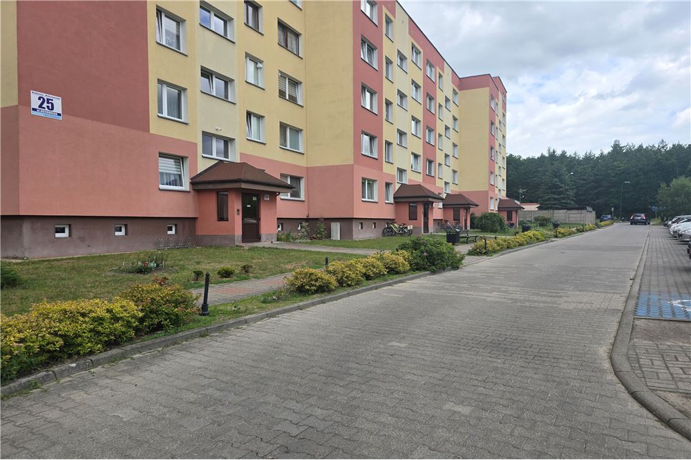 Mieszkanie na parterze - Sprzedaż - Gryfice, Polska - 2 - 790221012-323