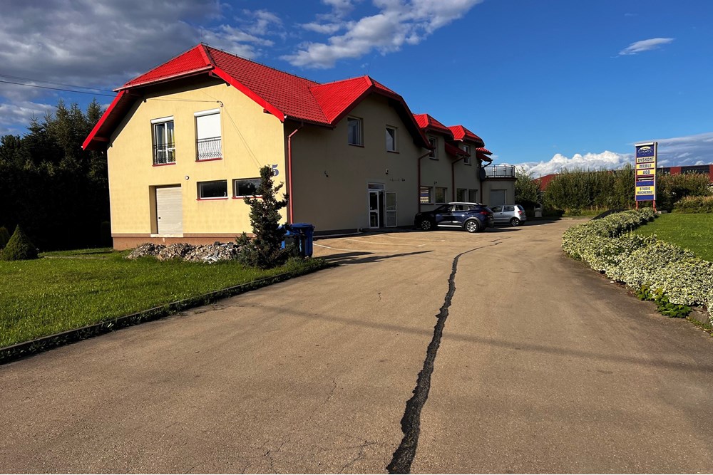 Lokal handlowy/usługowy - Wynajem - Jaworze Dolne, Polska - IMG_7491.jpeg - 800061117-34