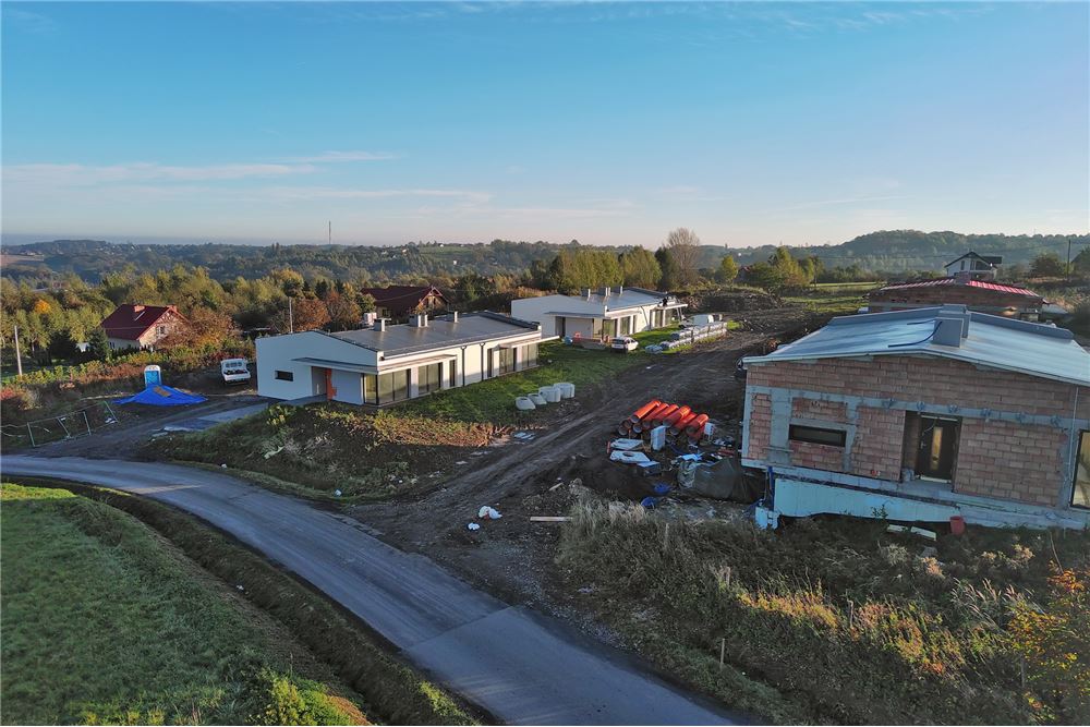 Dom jednorodzinny - Sprzedaż - Bielsko-Biała, Polska - 59 - 800061076-456