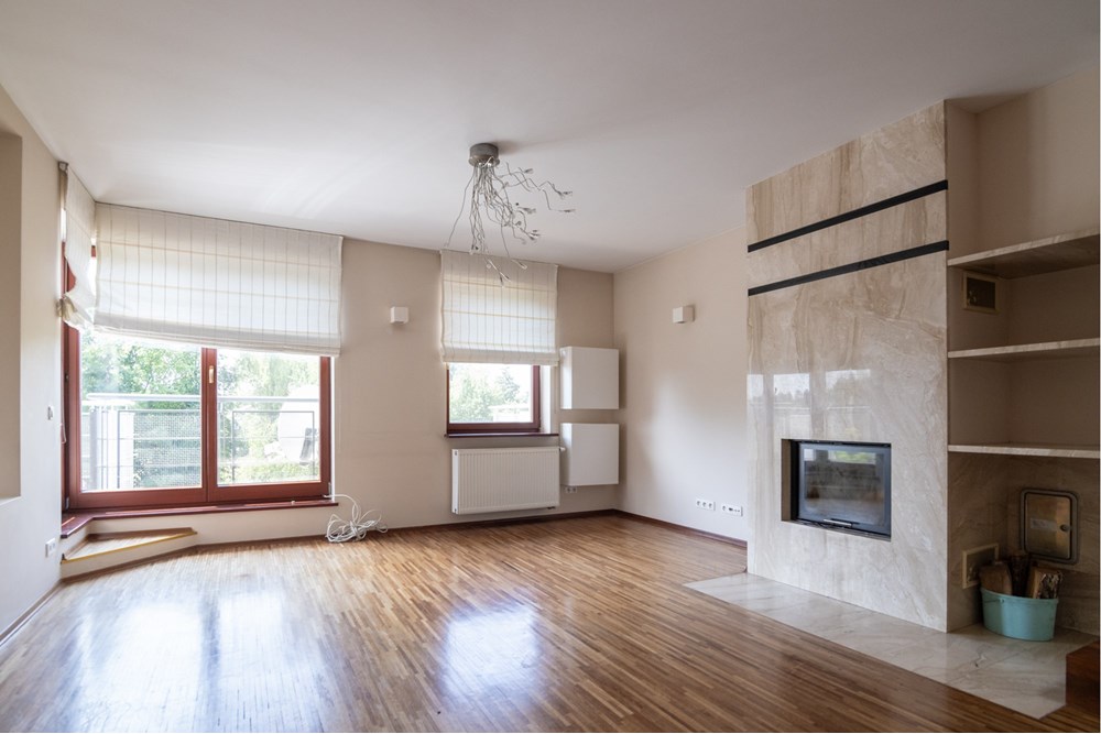 Mieszkanie - Sprzedaż - Józefosław, Polska - salon 3.jpg - 810291001-9