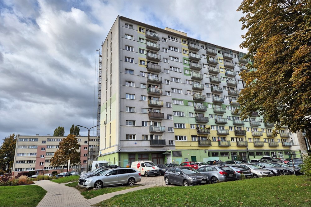 Mieszkanie - Wynajem - Łódź, Polska - wieżowiec - wejście.jpg - 470291004-261