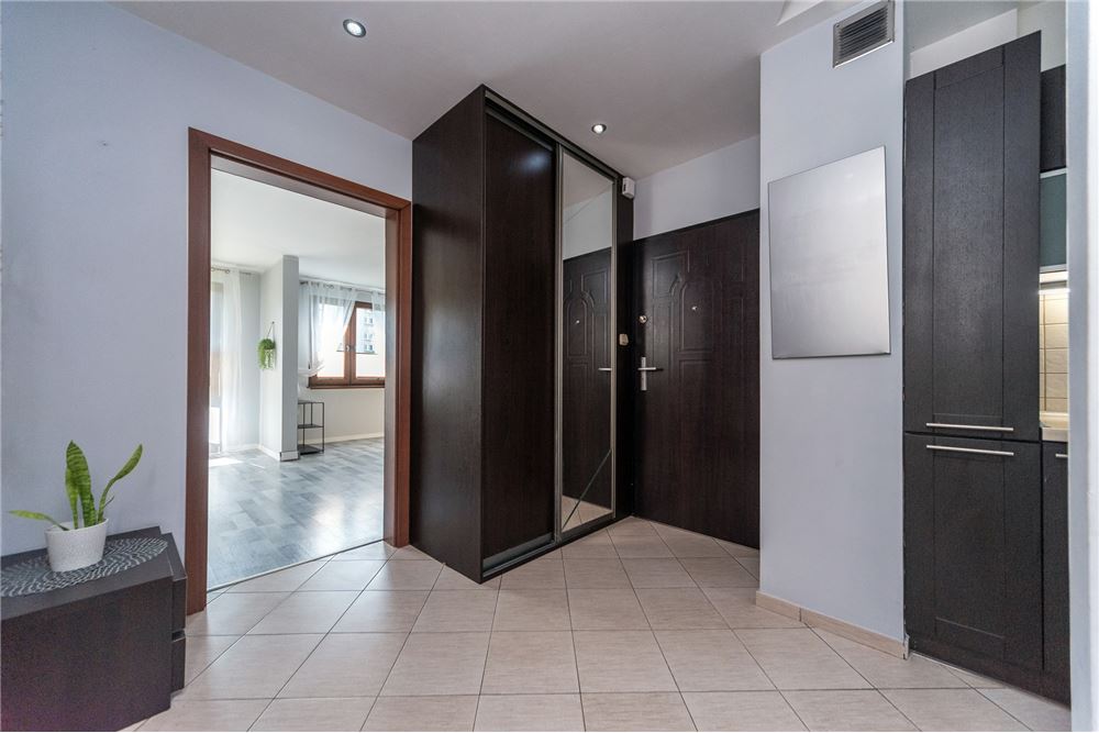 Mieszkanie - Sprzedaż - Bielsko-Biała, Polska - 6 - 800061057-102