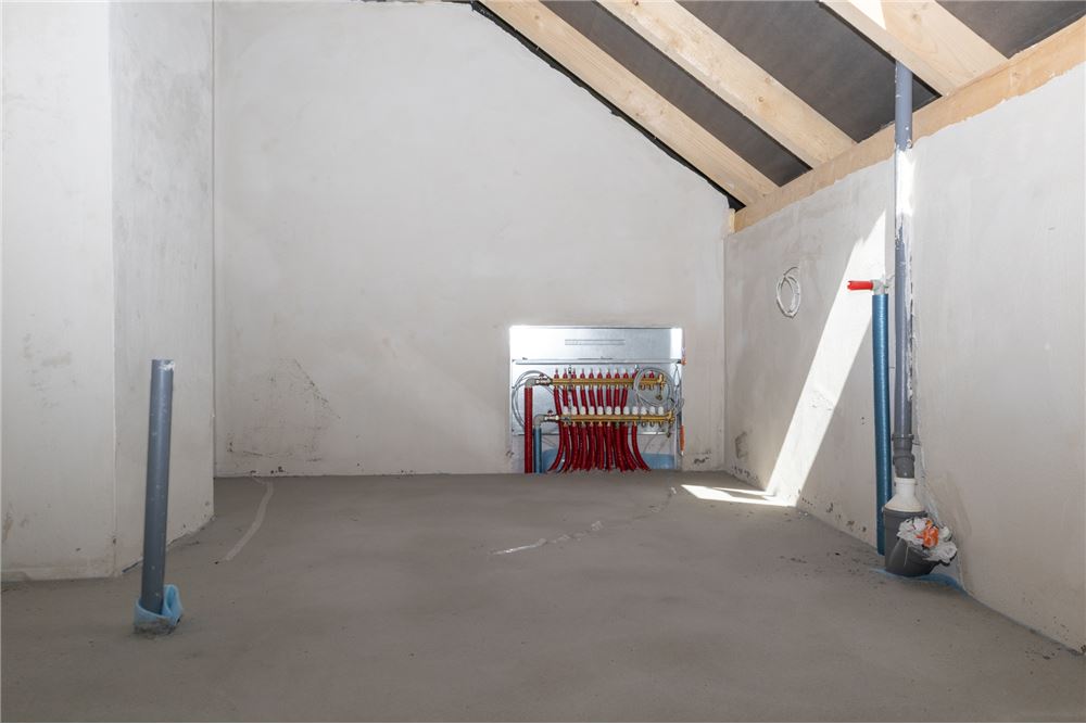 Dom wolnostojący - Sprzedaż - Międzyrzecze Górne, Polska - 68 - 800061103-172