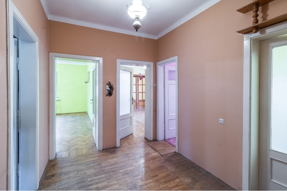 Dom wolnostojący - Sprzedaż - Łódź, Polska - Dom-na-sprzedaz-Lodz-9.jpg - 470191057-47