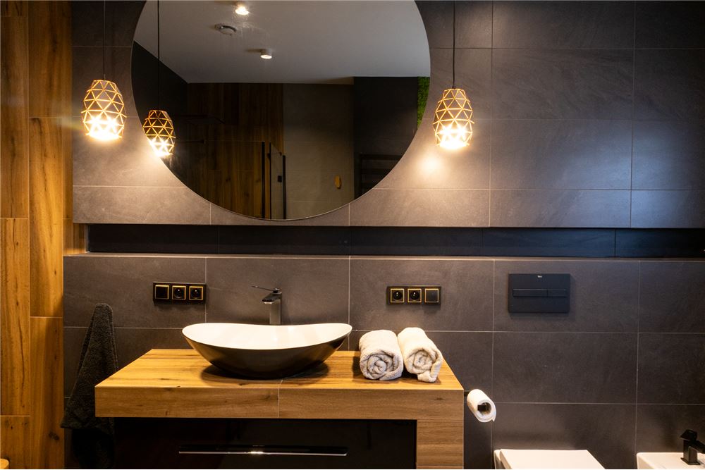 Dom wolnostojący - Sprzedaż - Radziechowy, Polska - 30 - 800061039-513