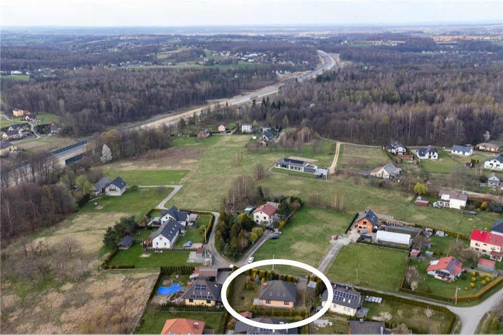 Dom wolnostojący - Sprzedaż - Bielsko-Biała, Polska - 45 - 800061090-231