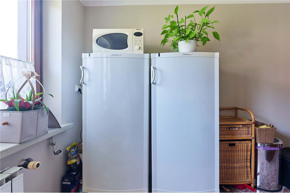 Dom wolnostojący - Sprzedaż - Bielsko-Biała, Polska - 111 - 800061016-1153