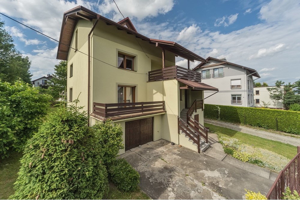 Dom wolnostojący - Sprzedaż - Bielsko-Biała, Polska - KRZE_064M.jpg - 800061100-87