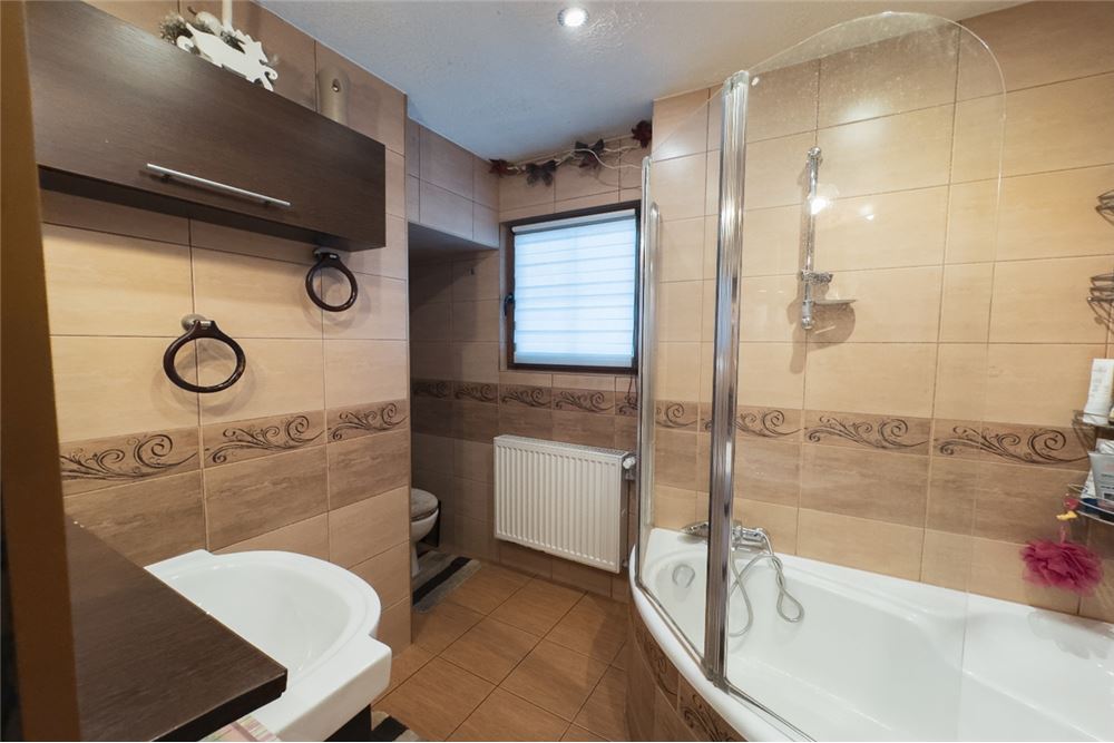 Dom wolnostojący - Sprzedaż - Białka Tatrzańska, Polska - 85 - 470151015-470