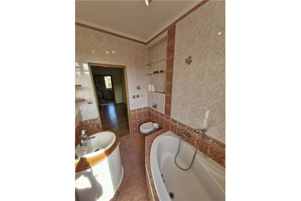 Mieszkanie - Wynajem - Bielsko-Biała, Polska - 4 - 800061116-21