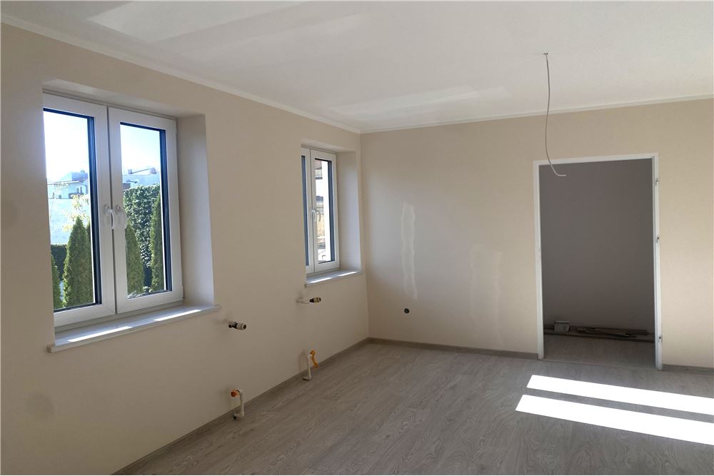 Mieszkanie - Wynajem - Skoczów, Polska - 1 - 800061028-541