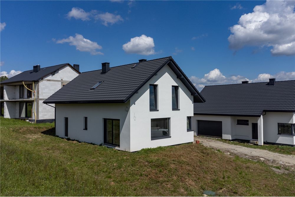 Dom wolnostojący - Sprzedaż - Międzyrzecze Górne, Polska - 46 - 800061103-172